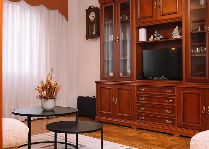 Apartamento El Piso De La Abuela By *